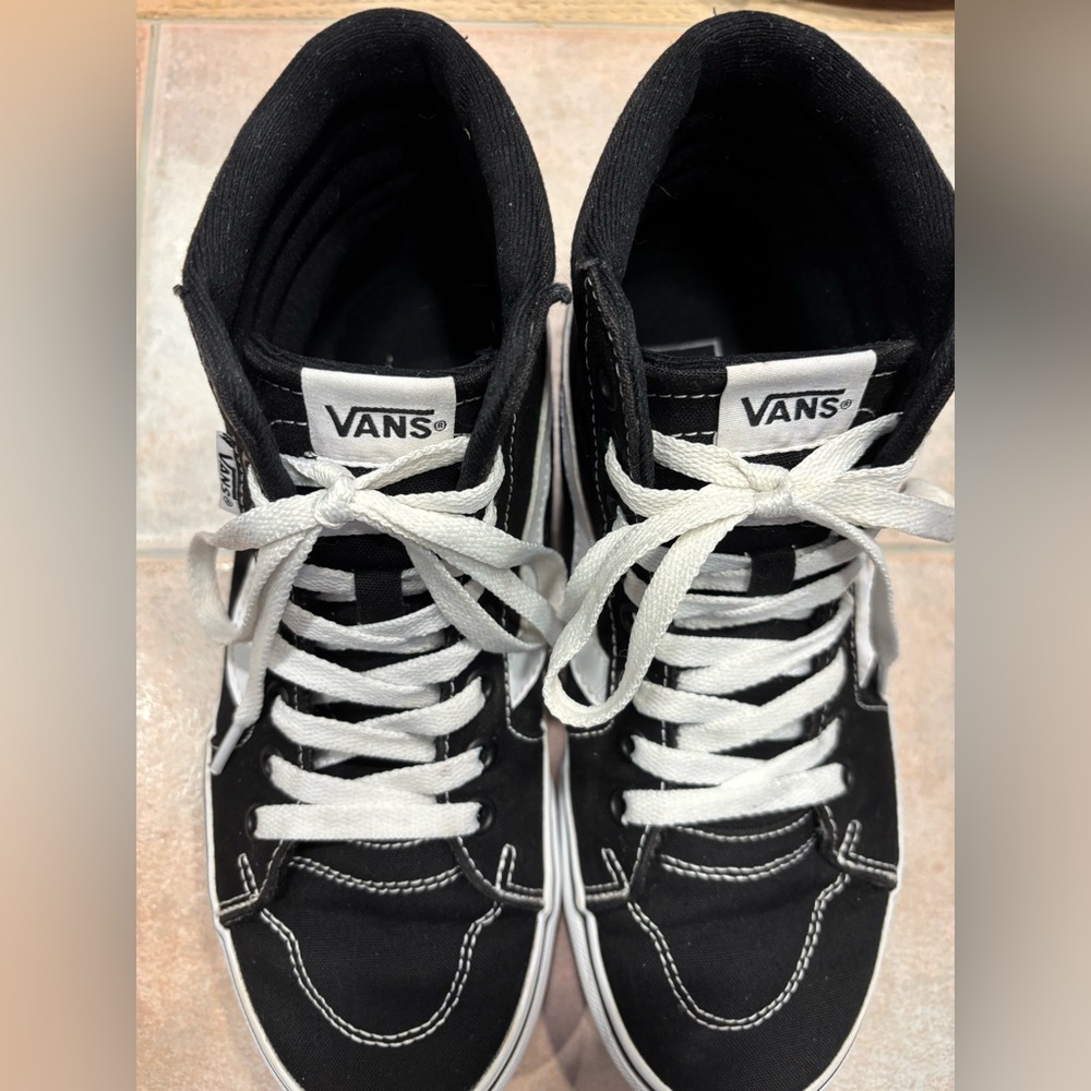 Vans Sk8-Hi Black and White with Red Logo Ladies Size 7